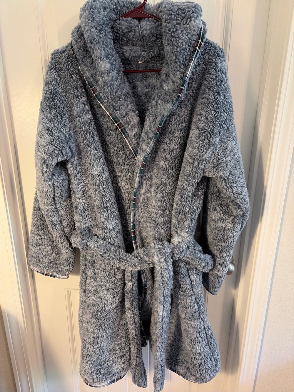 Vera Bradley fuzzy hooded robe size S/M